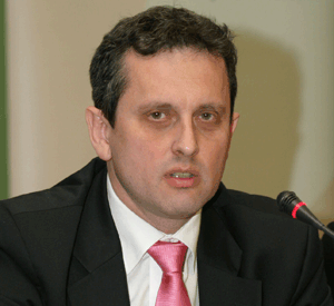 Valentin Lazea