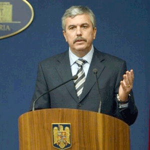 Nica: Poşta a fost furată mult şi sistematic de protejaţii cuplului Boc-Anastase