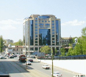 Paul Miclăuş şi Mircea Oancea, candidaţi pentru Consiliul Reprezentanţilor Acţionarilor de la SIF Muntenia