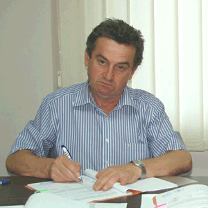 "Am alocat din bugetul programului, la nivel regional, fonduri nerambursabile în valoare de aproape 30 milioane euro", a declarat Simion Creţu.