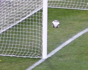 Gomez, Ronaldo şi Tores se bat pentru titlul de golgheter