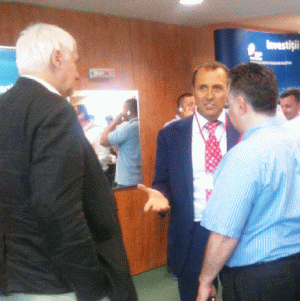 Confruntarea între liderii celor două tabere: Gheorghe Iaciu (centru), la negocieri cu Gabriel Filimon (dreapta) şi Petre Pavel Szel (stânga).