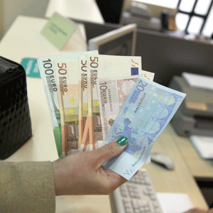 Volumul creditelor de recuperat, în creştere 