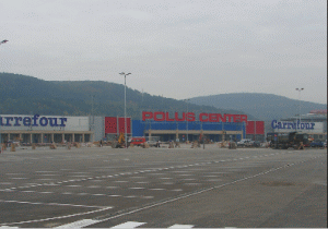 "Polus Center" Cluj, un mall de 140 milioane de euro, şi-a deschis ieri porţile