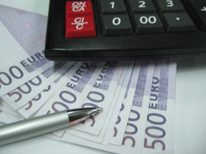 Spaimă de eşec în stoparea crizei datoriilor: euro - sub 1,21 dolari