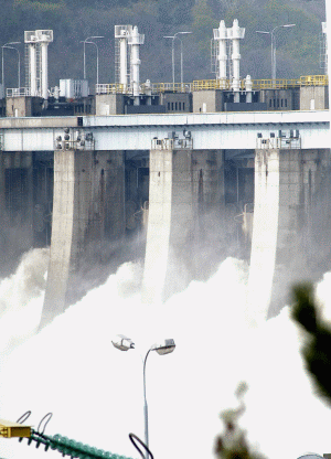 Stormy negotiations between "Hidroelectrica" and "Alro"