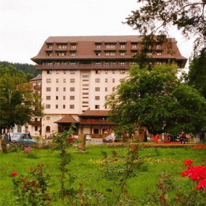 Turiştii străini, 54,5% din afacerile "Casa de Bucovina - Club de Munte"