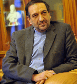 "De douăzeci de ani, Israelul vorbeşte despre cum că, într-un an sau doi, Iranul va obţine arme nucleare. Nu înţelegem de ce pe nimeni nu miră acest lucru", a declarat ambasadorul iranian.