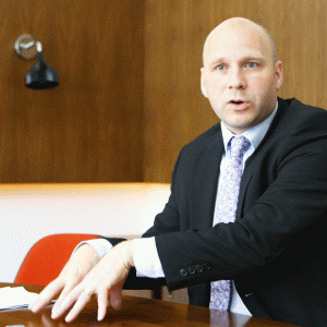 "Dacă proiectul va avea succes, municipalitatea va beneficia de energie termică la preţuri garantat mai mici decât cele actuale", ne-a declarat Mattias Philipsson, CEO al Usitall.