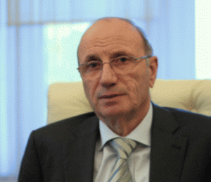 Parlamentul l-a revocat din funcţie pe Constantin Buzoianu, preşedintele CSA