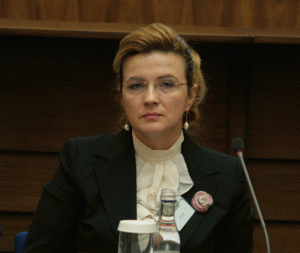 Iovu, CEC BANK: "Banca nu poate salva singură clientul de la insolvenţă"