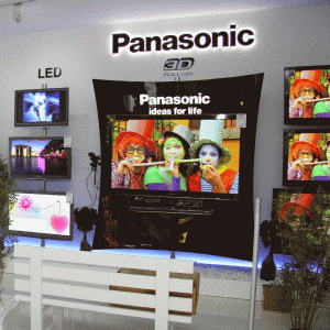 "Panasonic" se restructurează ca urmare a declinului cererii de televizoare şi a aprecierii monedei japoneze - yenul.