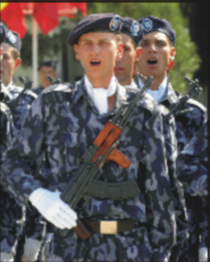 Sindicaliştii din apărare "au căzut la pace" cu Guvernul