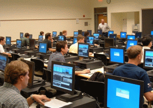 CNSC a anulat o licitaţie de 33 milioane de lei care ar fi susţinut proiectul "Internet în şcoala ta"