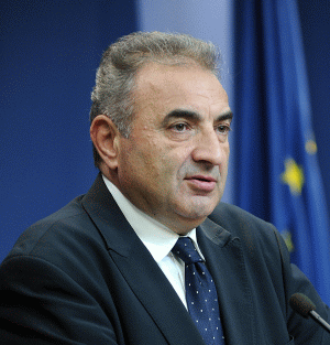 Guvernul desfiinţează CNVM, CSA ŞI CSSPP şi constituie o instituiţie unică de supraveghere