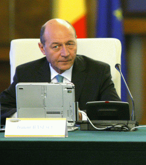 Băsescu: "Grijile nu mai sunt la mine, sunt la Guvern, la marea majoritate parlamentară"