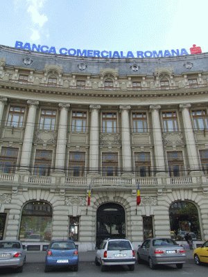 "Creditele şi depozitele vor înregistra ritmuri de creştere sub 10%, în 2013"