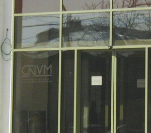 CNVM: Codul de procedură civilă trebuie coroborat cu dispoziţiile privind executarea instituţiilor publice