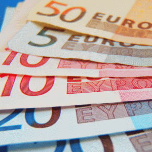 Depozitele de peste 100.000 de euro din băncile UE ar putea fi folosite la recapitalizare