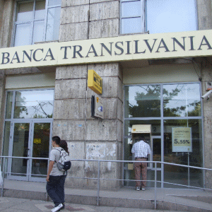 Banca Transilvania va emite obligaţiuni convertibile în acţiuni