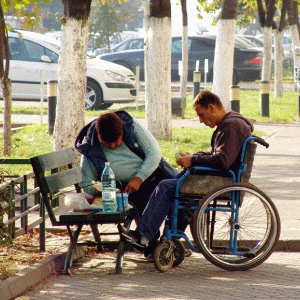 Populaţia vulnerabilă, cel mai puţin informată despre economia socială