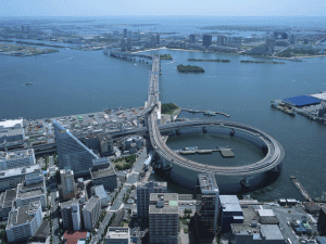 Yenul, la cursul minim al ultimilor patru ani faţă de dolar