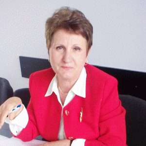 "Structura producţiei este de 90% confecţie (majoritatea cămăşi şi bluze) şi 10% servicii (de construire a tiparelor, gradare, plotare şi brodare)".