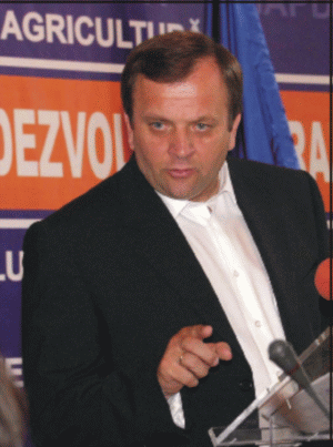 Remeş, Vosganian şi Moisuc, potenţiali candidaţi la postul lui Flutur