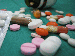 Uzbekistan ar putea importa medicamente de la Antibiotice şi exporta bumbac în UE prin Constanţa