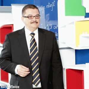 Directorul General Gealan România, Aurel Vlaicu, consideră că este necesară adaptarea la cererile şi realităţile pieţei de profil.