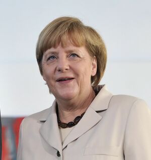 Angela Merkel exclude o nouă ştergere a datoriei Greciei