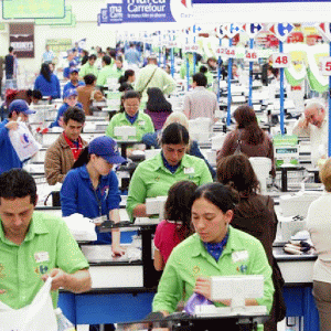 Noi norme privind serviciile de plată, în beneficiul consumatorilor şi al comercianţilor cu amănuntul