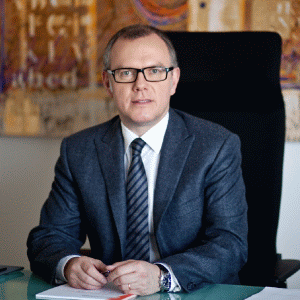 Prin această fuziune se doreşte simplificarea şi eficientizarea activităţii instituţiei îmbunătăţind procesele de aprobare şi de control", potrivit lui Paolo Mariani.