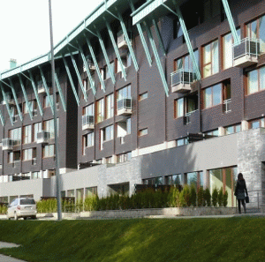 La finele lunii mai, grupul financiar UNI-ASIA Holdings, cu sediul central în Hong Kong, a preluat proiectul imobiliar Silver Mountain din Poiana Braşov.