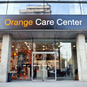 Orange este interesată de achiziţii pe segmentul telefoniei fixe în Belgia şi România