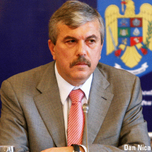 Nica: "Listarea Romtelecom poate fi duală, la Bucureşti şi Londra sau Frankfurt"