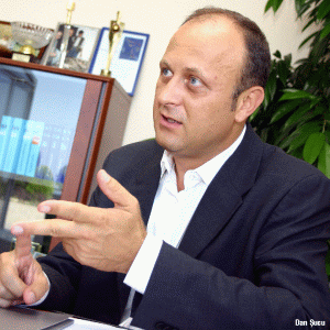 Dan Şucu: "Mediul bancar mimează concurenţa"