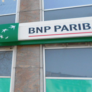 "BNP Paribas" a lansat oferta pentru o divizie "Rabobank"