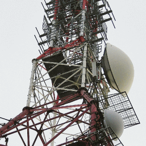 Orange, Vodafone, Romtelecom şi Cosmote nu vor impozit pe construcţii speciale