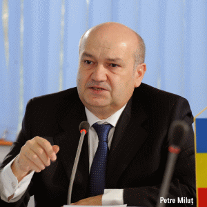 "Colectarea la buget se face destul de prost. În trimestrul al patrulea din 2013 şi în trimestrul întâi din 2014, multe companii se vor închide". 