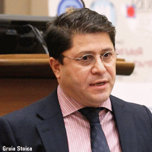 "Doar împreună, statul şi mediul de afaceri pot crea o economie durabilă"