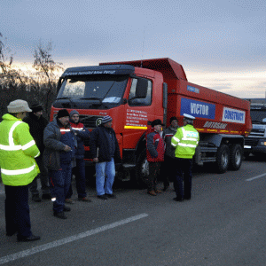 Greva transportatorilor de marfă va afecta întreaga industrie