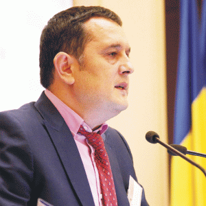 Gheorghe Piperea: "Poziţia statului a fost favorabilă corporaţiei Chevron şi explorării gazelor de şist".