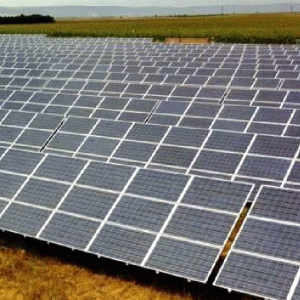 O firmă sibiană investeşte peste 50 de milioane de euro într-un parc solar în comuna Mândra 