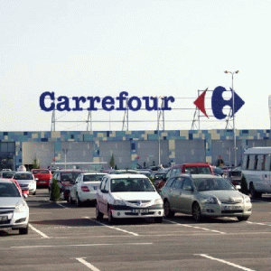 Insolvenţa societăţii Carrefour, suspendată provizoriu de Curtea de Apel Bucureşti