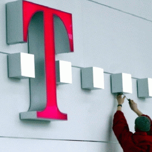 "Deutsche Telekom" şi "Orange" nu-şi mai listează divizia britanică
