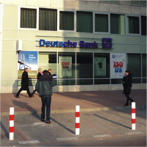 "Deutsche Bank", afectată de pierderi de 1,15 miliarde euro