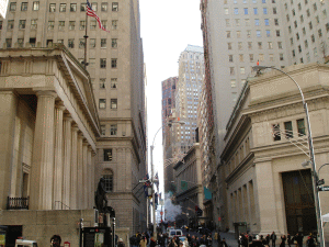Bonusuri mai mari pentru şefii băncilor de pe Wall Street