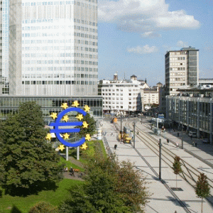 BCE va interveni dacă perspectivele inflaţiei se înrăutăţesc