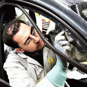 Profitul net al "Renault" a scăzut cu 66% în 2013, la 586 milioane de euro.